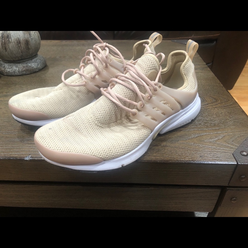 Nike Prestos good condition like new!